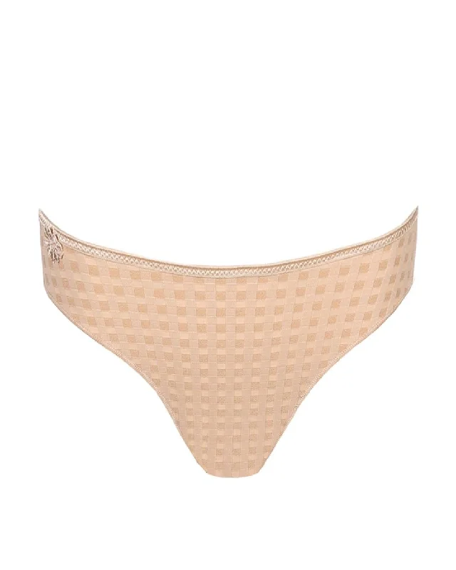 Avero Thong