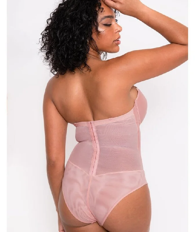 Scantilly Classique Plunge Padded Strapless Bodysuit - Powdery Pink